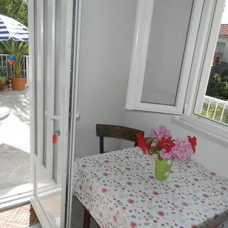 Lägenhet Hortenzia - One-bedroom With Terrace-1 - A *